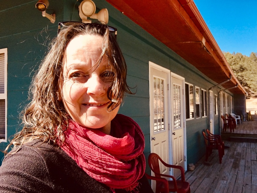 female hostel owners, Stephanie Duenker – owner of Cloudcroft Mountain Park Hostel – New Mexico, USA